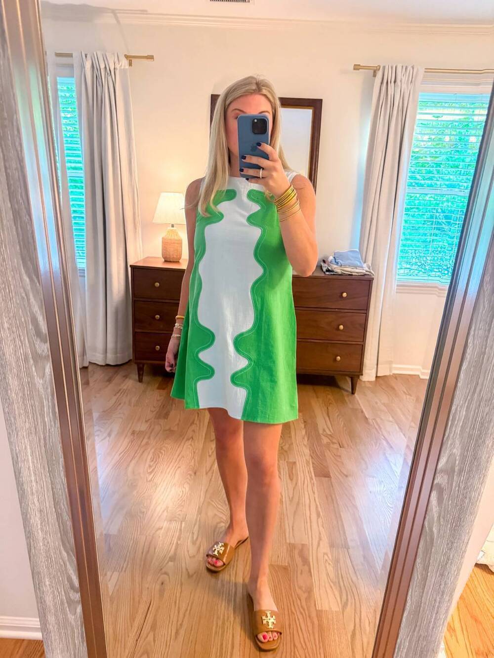 NEW ULTRAMARINE women's seaside swirl dress in green
